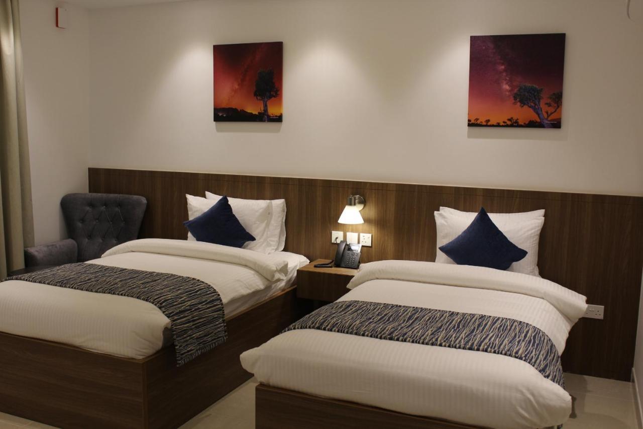 Duqm Express Hotel Екстериор снимка