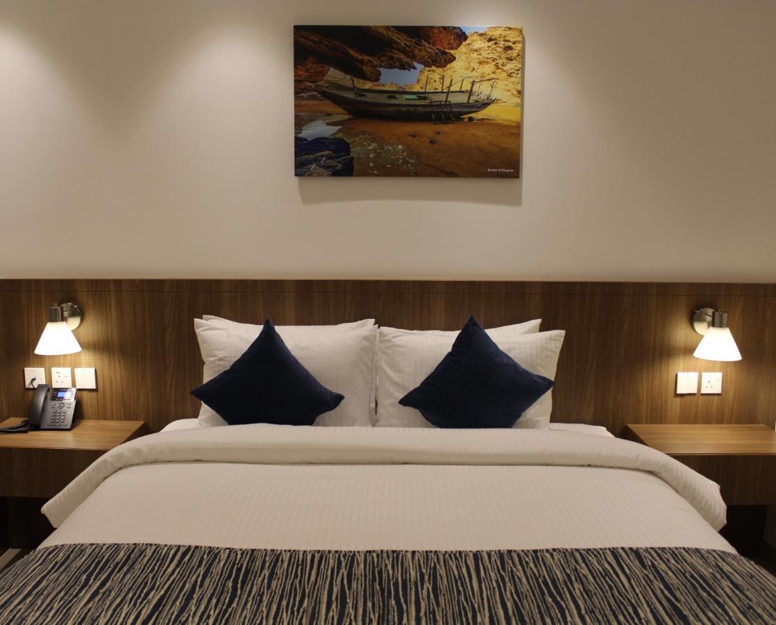 Duqm Express Hotel Екстериор снимка