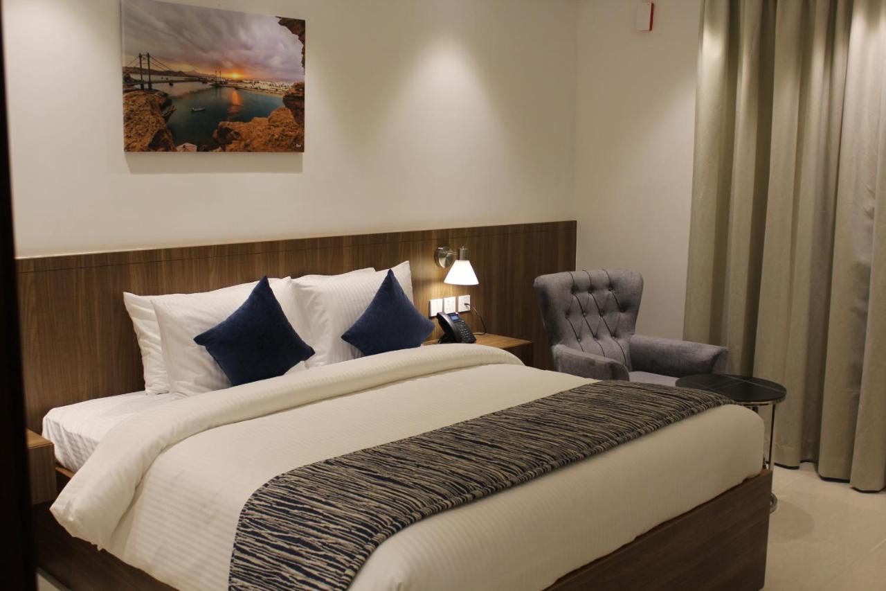 Duqm Express Hotel Екстериор снимка