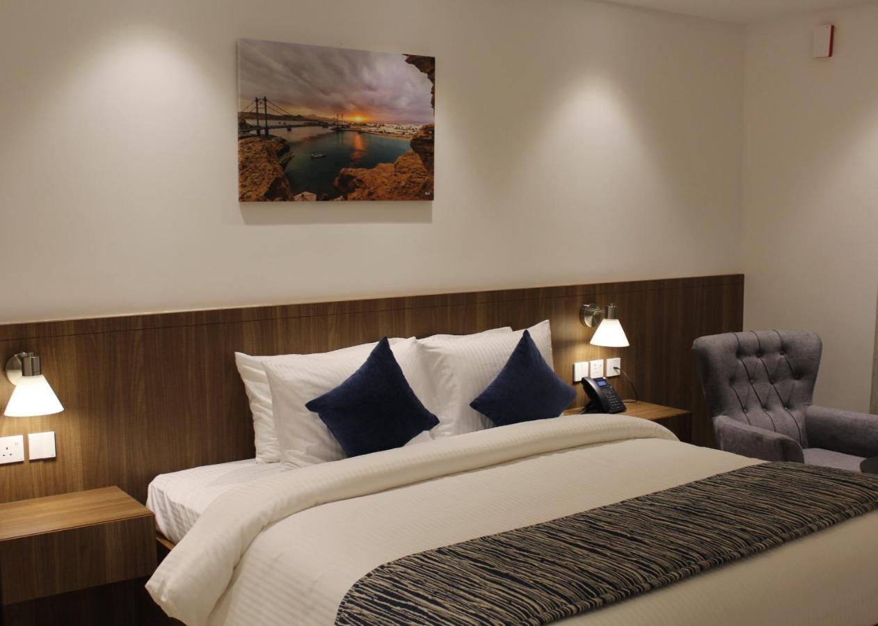 Duqm Express Hotel Екстериор снимка