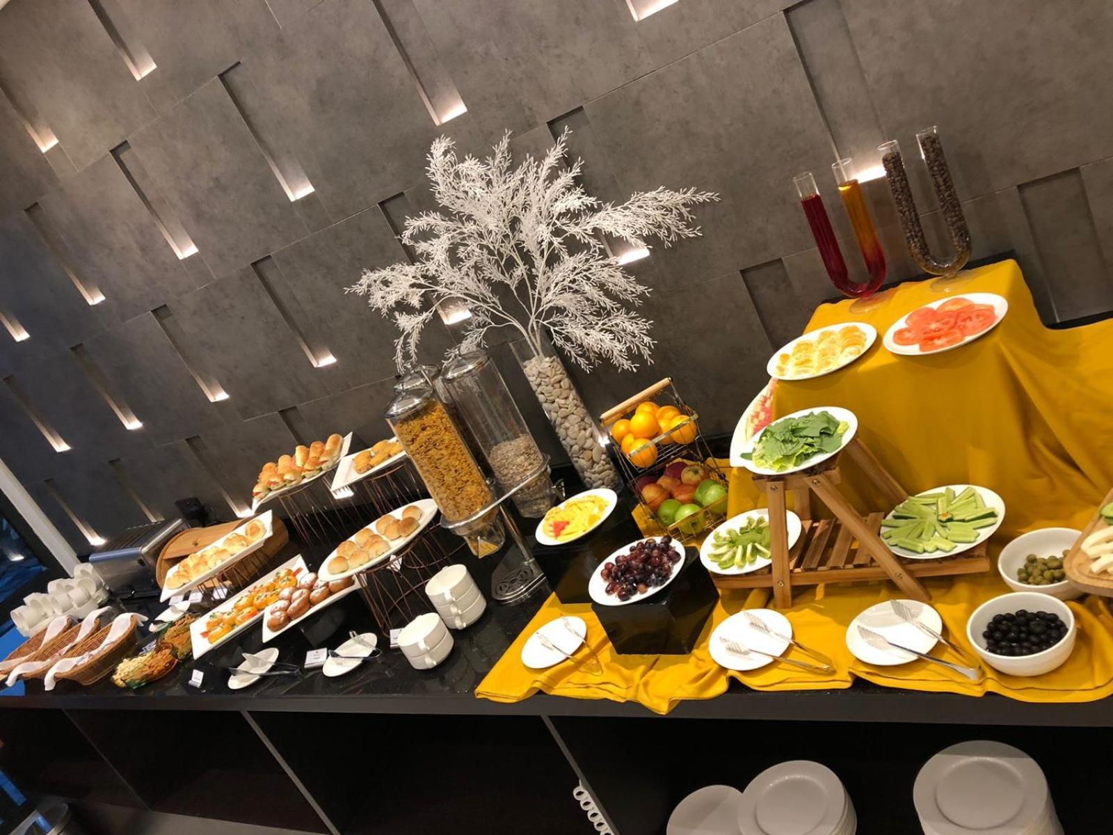 Duqm Express Hotel Екстериор снимка